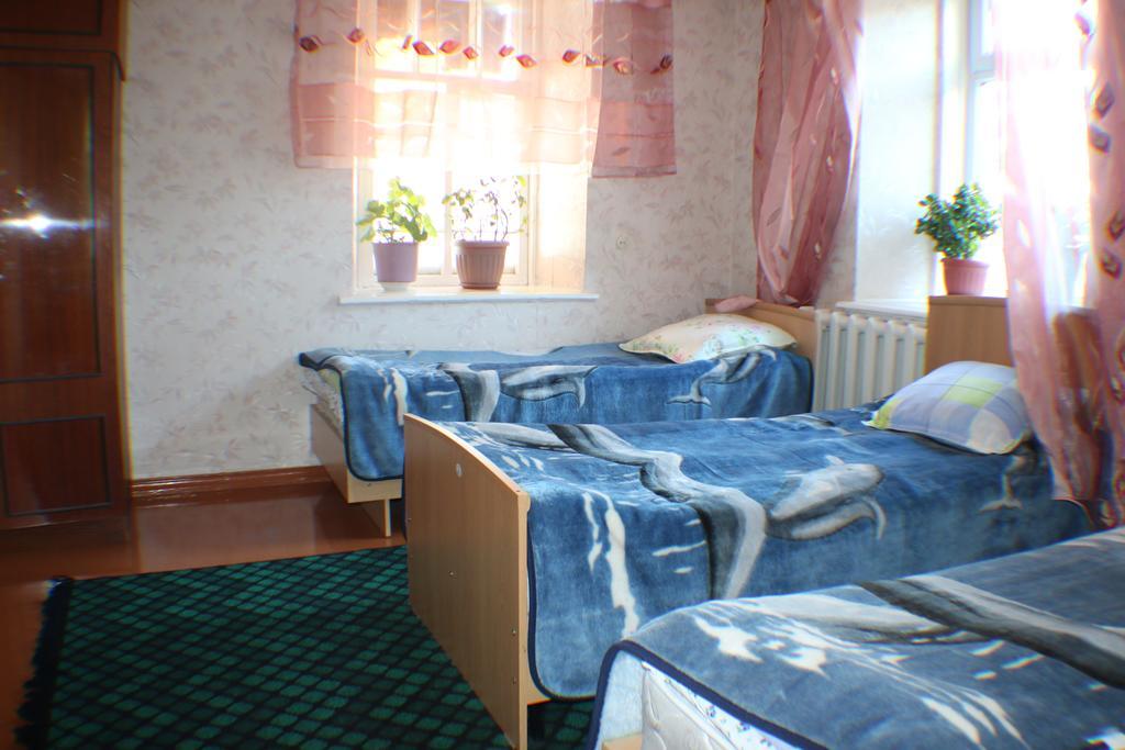 Hostel Ilbirs Каракол Экстерьер фото